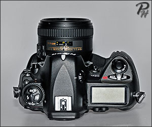 Nikon D2xs Top