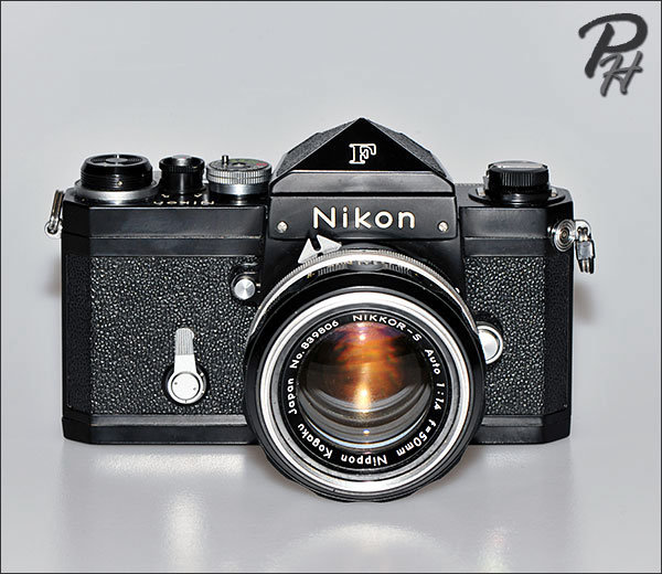 Nikon F