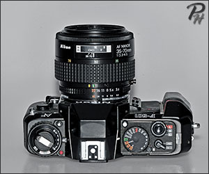Nikon F501 (N2020) Top