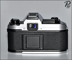 Nikon FG20 Back